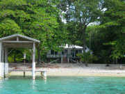 Blue Moon Beach House, Jack Neal Beach, Utila