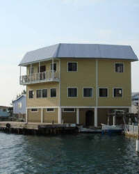 Harbor House at the Utila Cays